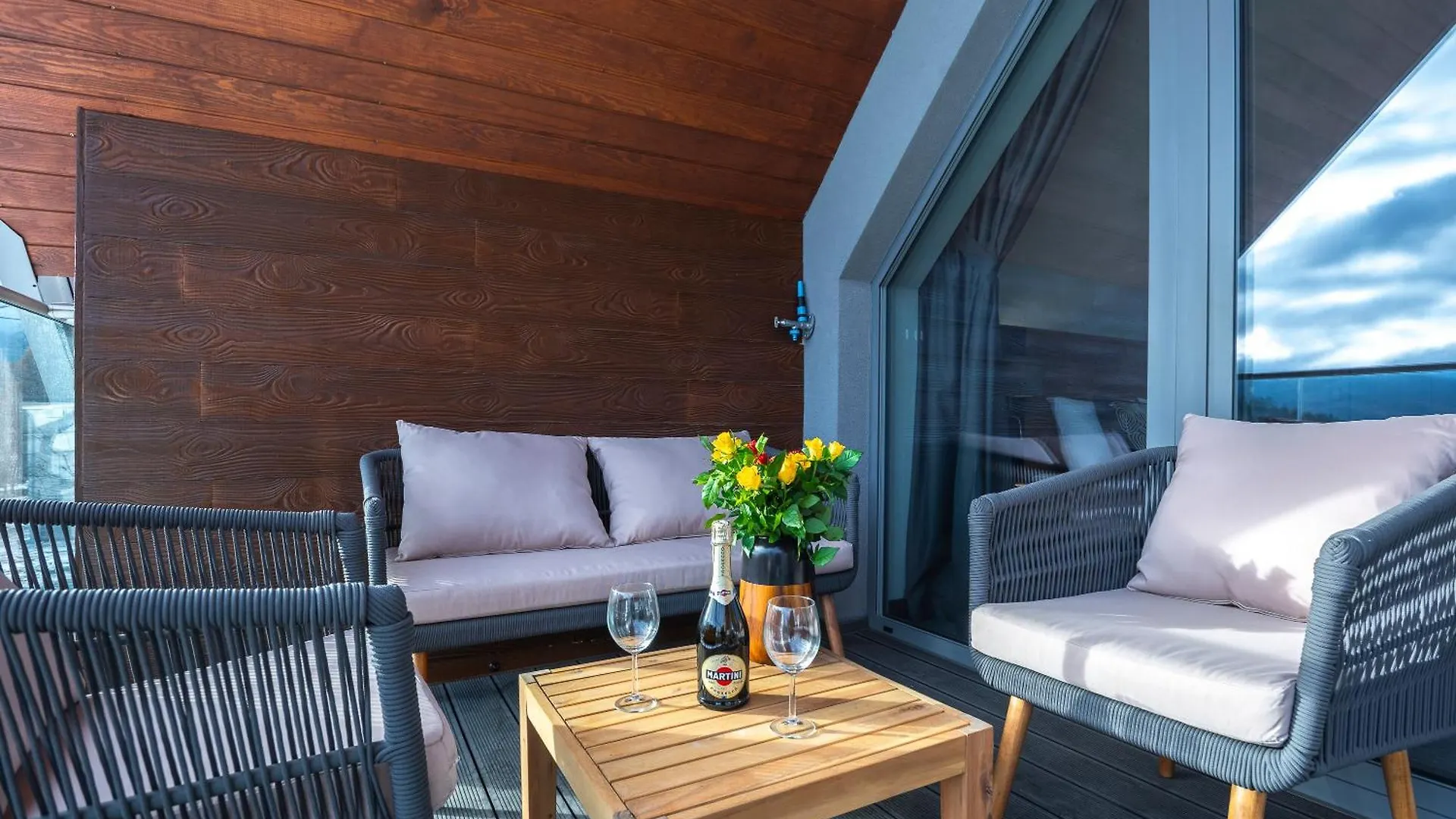 Aparts4U - Kras Resort Apartament A302 Z Prywatnym Jacuzzi, Sauna I Widokiem Na Gory Sklářská Poruba 0*,  Polsko